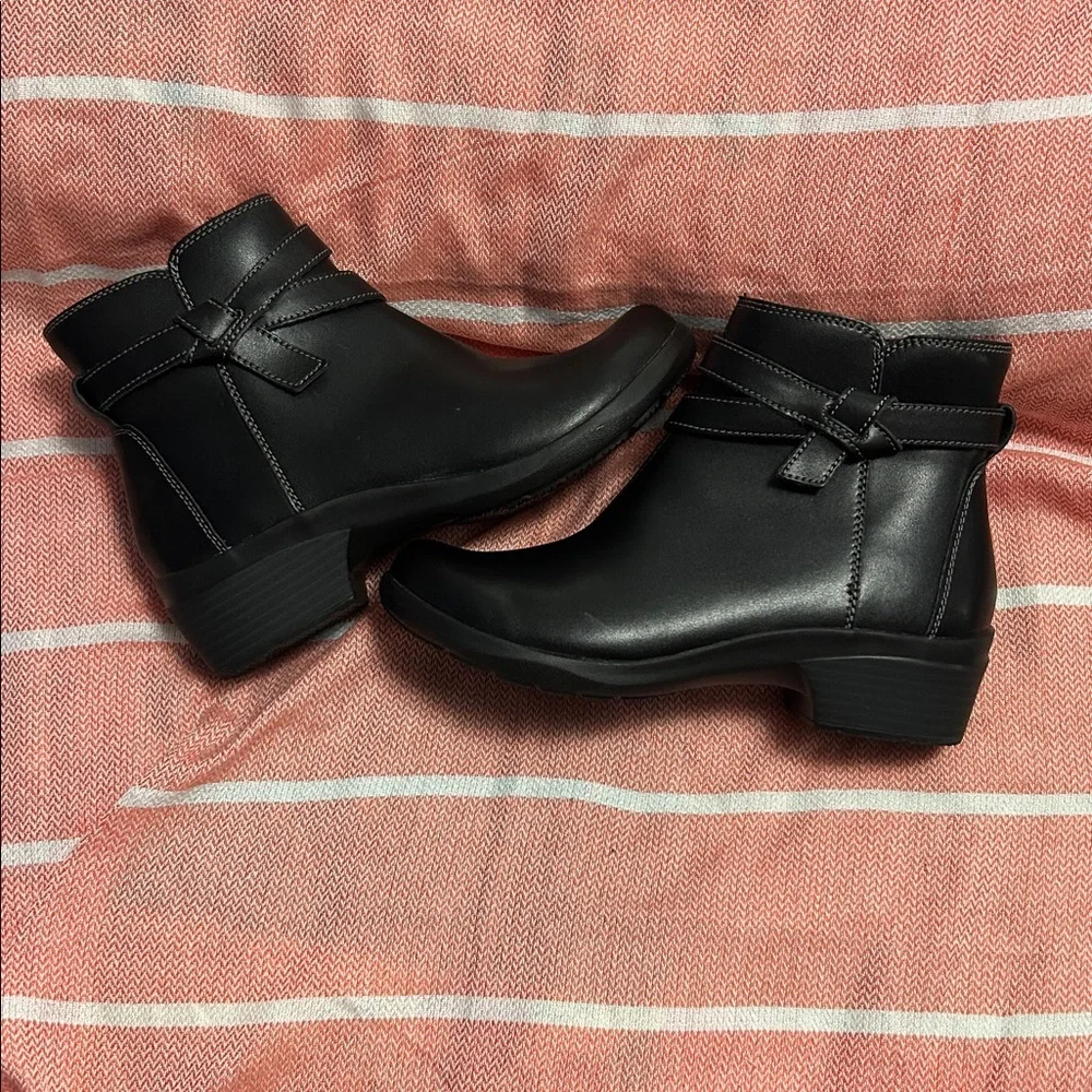 Clarks step out